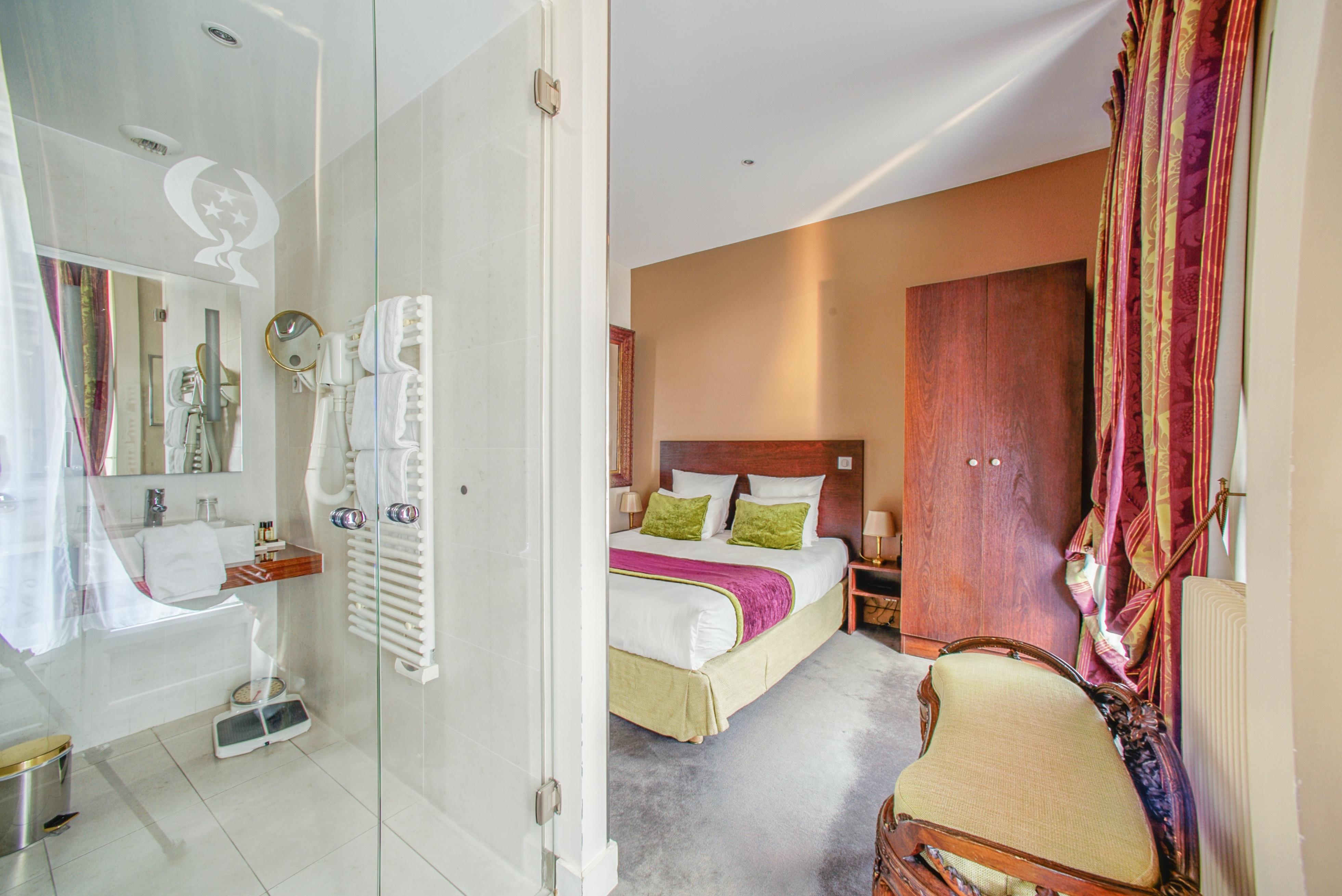 Queens Boutique Hotel Paris Bagian luar foto