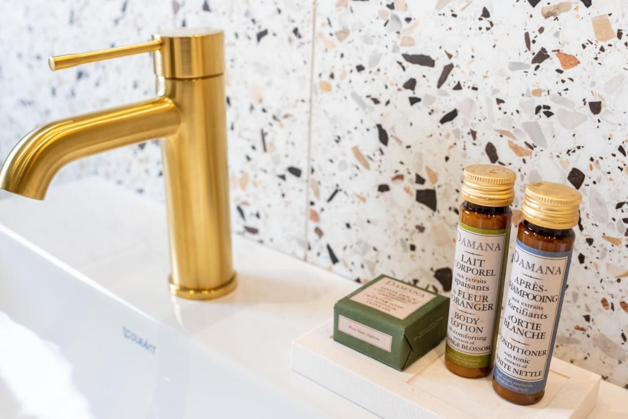 Queens Boutique Hotel Paris Bagian luar foto