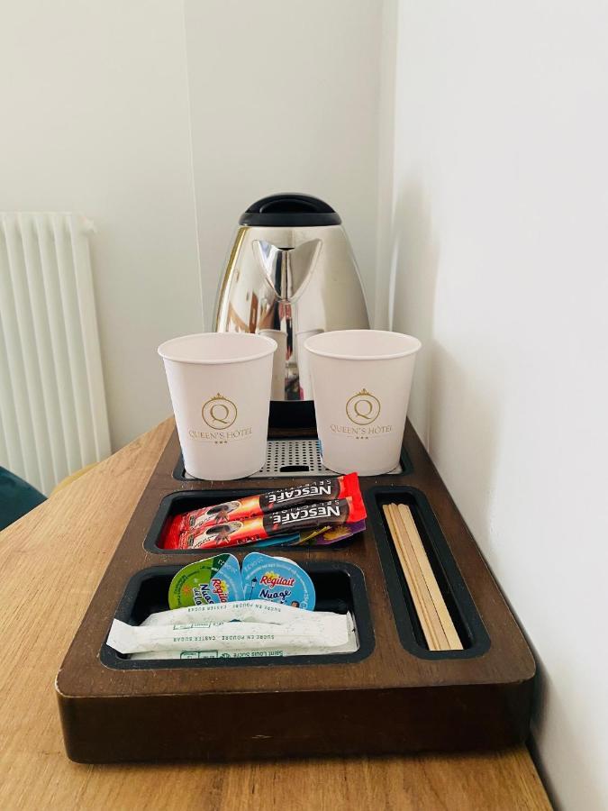 Queens Boutique Hotel Paris Bagian luar foto