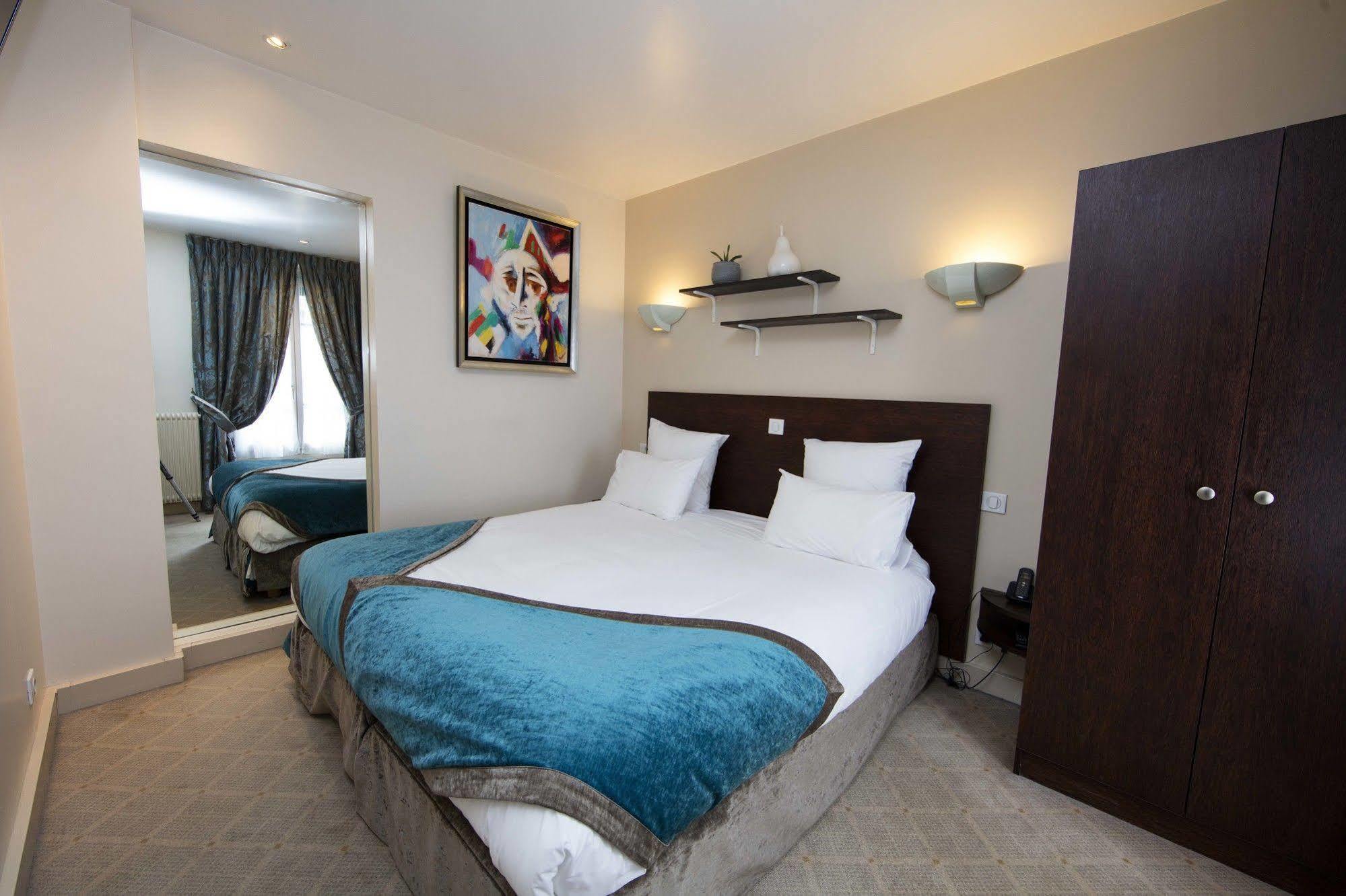Queens Boutique Hotel Paris Bagian luar foto