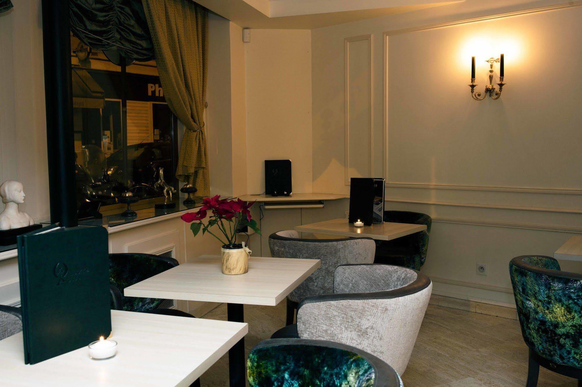 Queens Boutique Hotel Paris Bagian luar foto